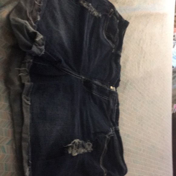 Jeans shorts - Picture 2 of 8